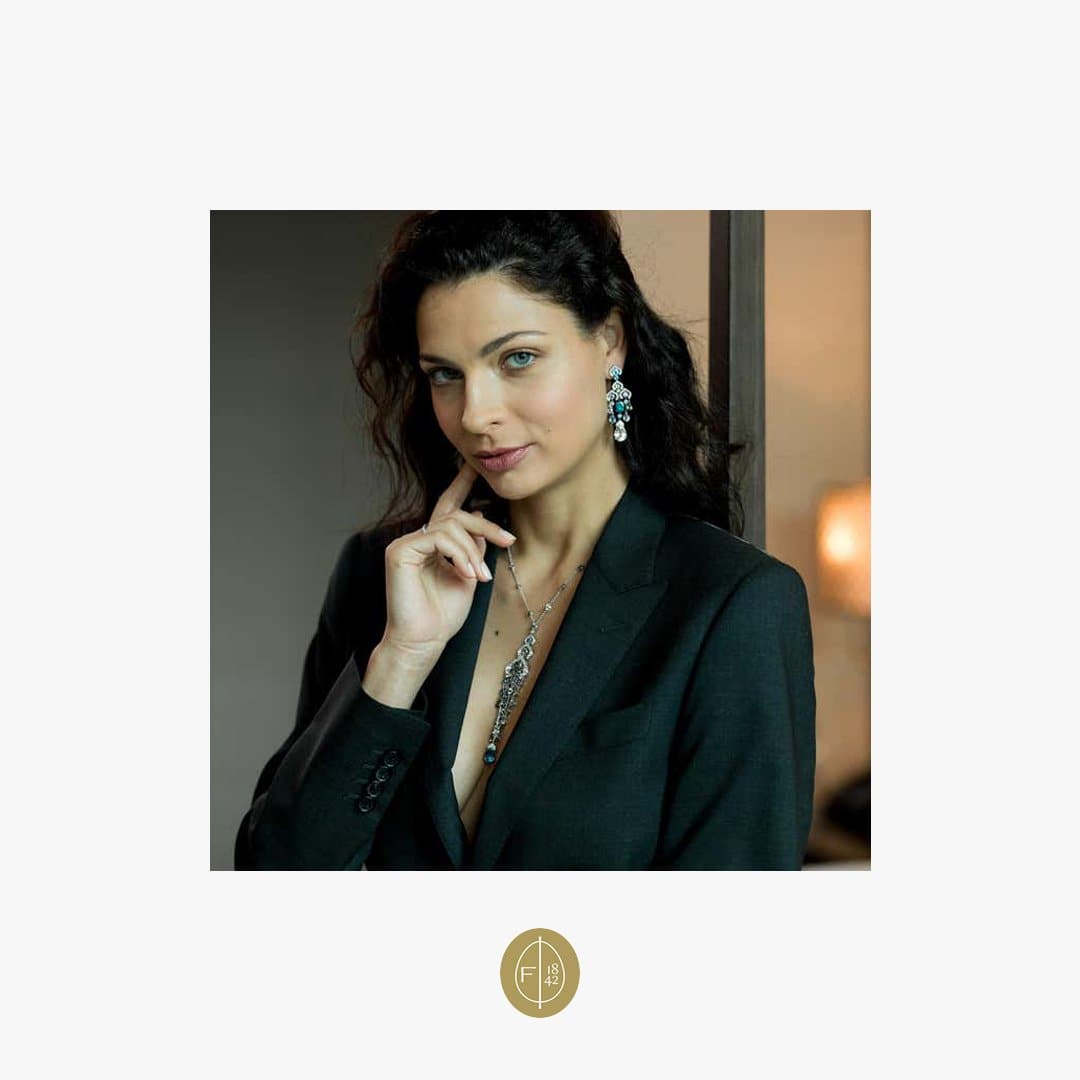 Limited Edition Fabergé Délices D’Été Diamonds and Pear Shape Sapphires Necklace