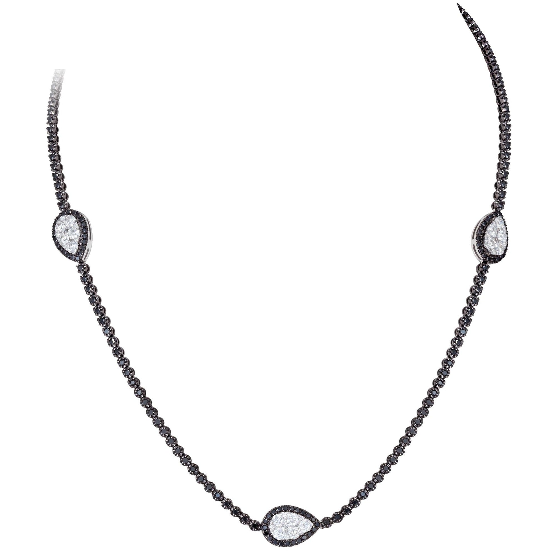 Breathtaking Diamond 18K White Gold Necklace for Her