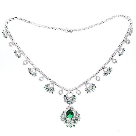 Elaborated Queen Emerald Necklace
