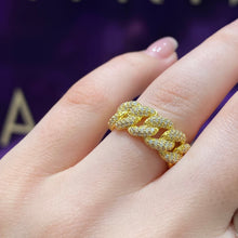 Load image into Gallery viewer, Elegant Fine Silver Ring
