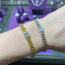 Load image into Gallery viewer, Silver Bracelet
