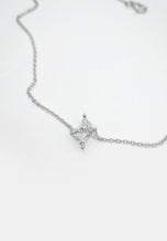 Load image into Gallery viewer, Silver Necklace
