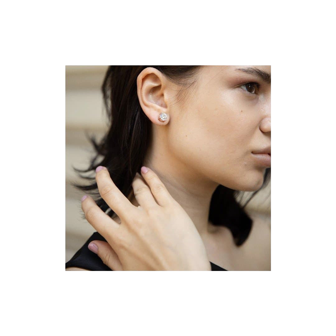 Classic Round Silver Studs Diamond Immitation