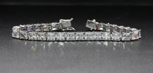 Princess cut bracelet for Rawya
