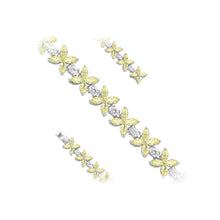 Load image into Gallery viewer, Multi-flower Bracelet - Natkina
