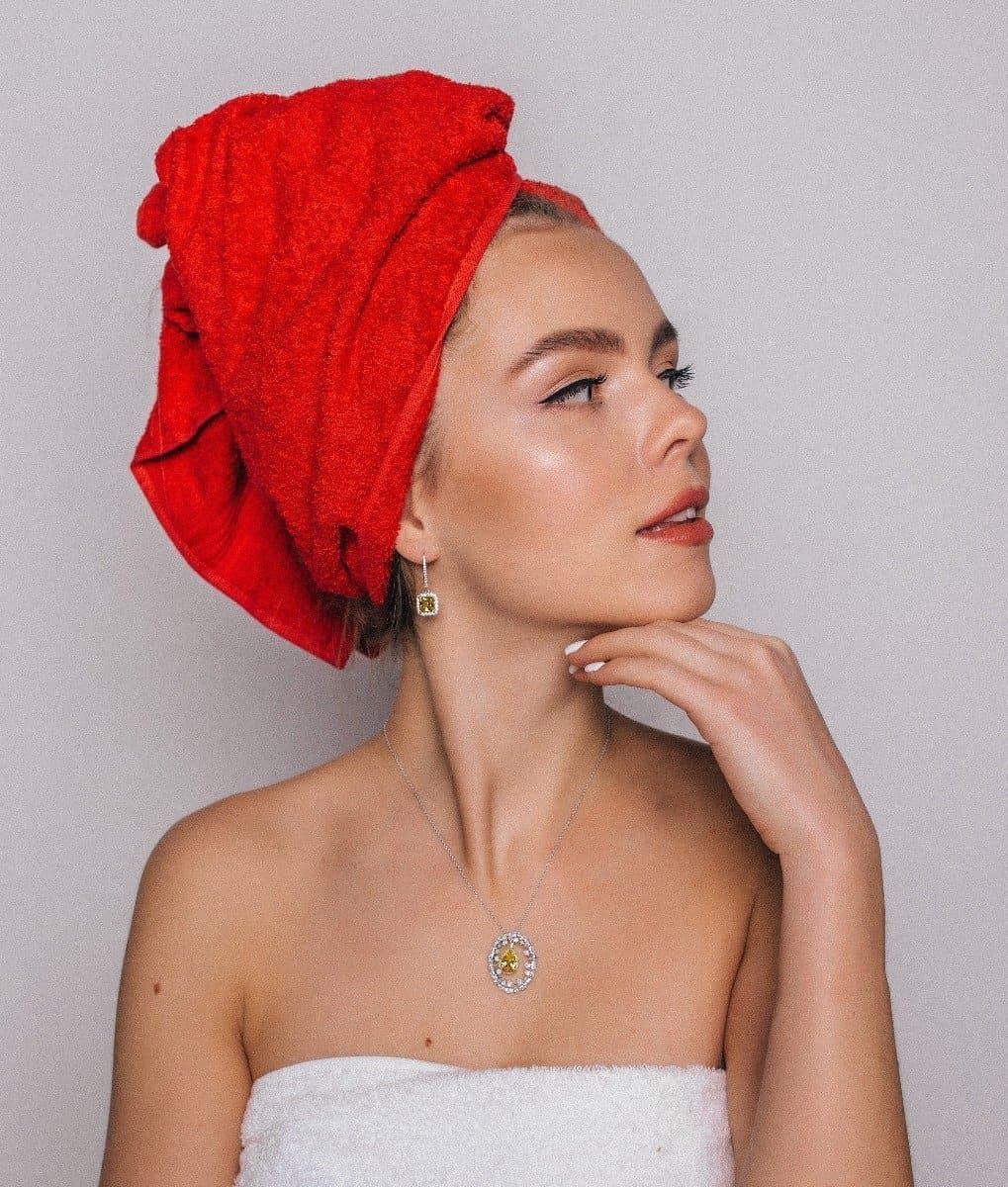 Pear Center necklace - Natkina