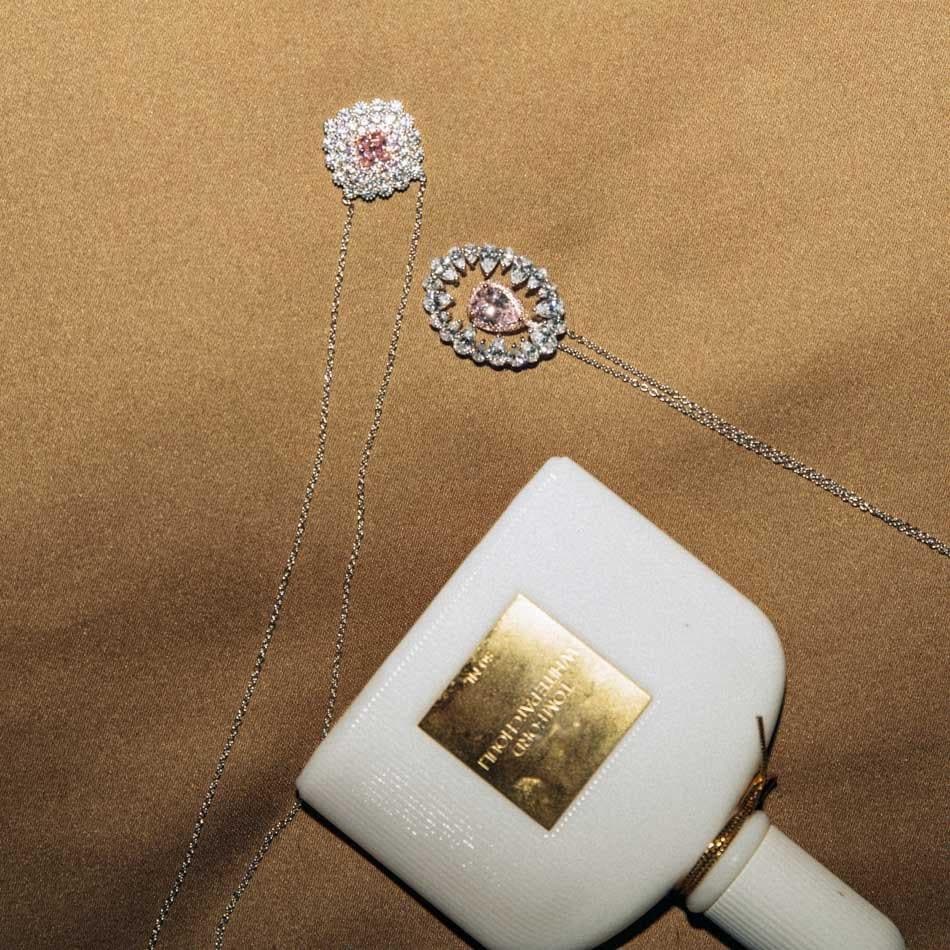 Pear Center necklace - Natkina