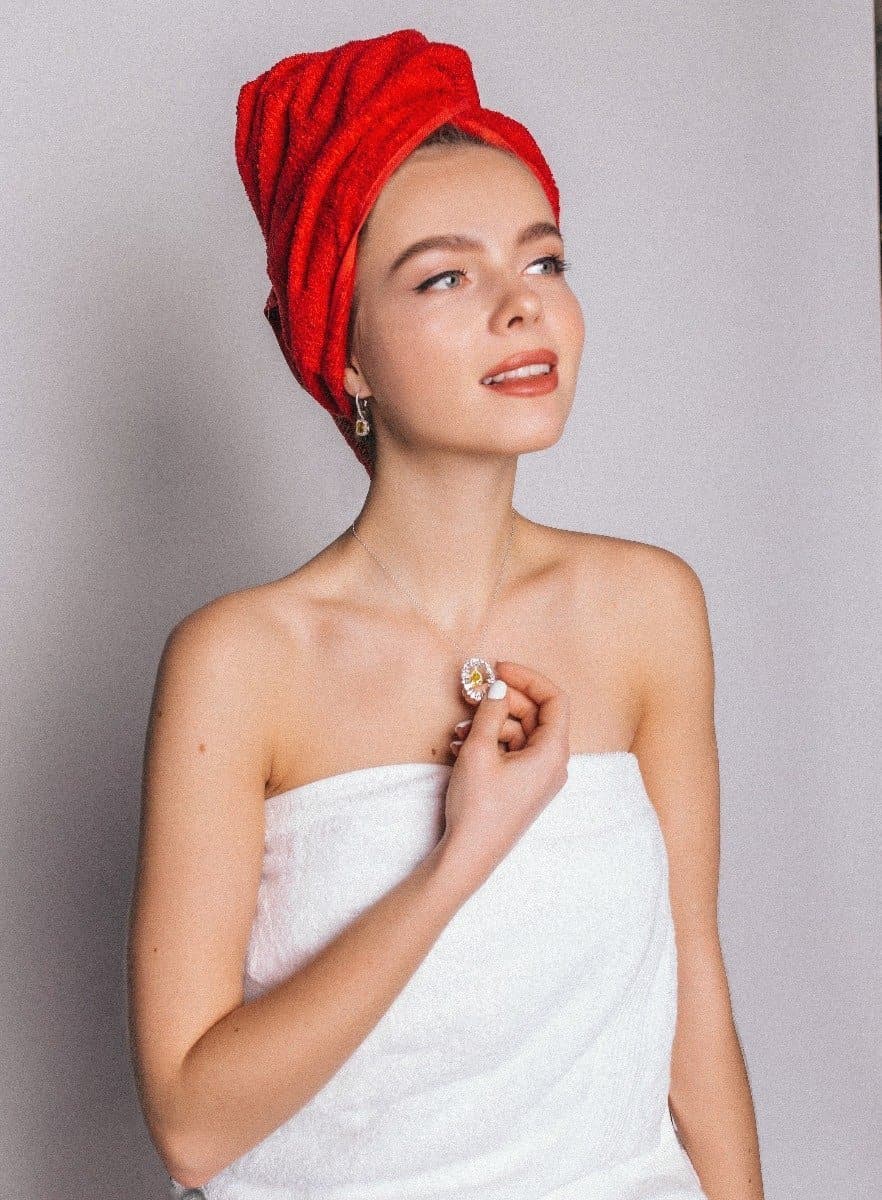 Pear Center necklace - Natkina